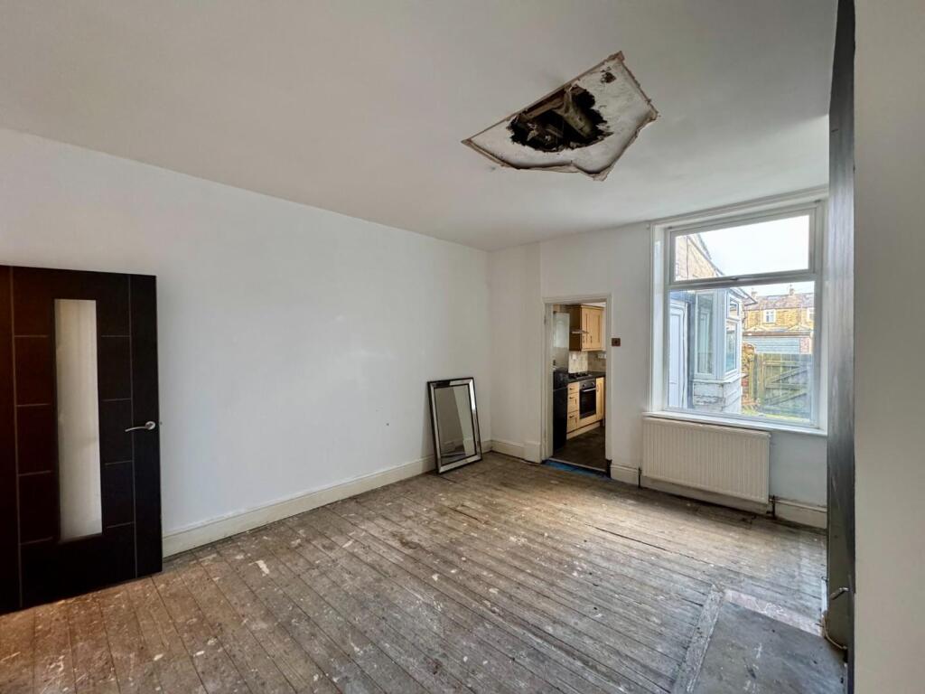 2 bed Terraced