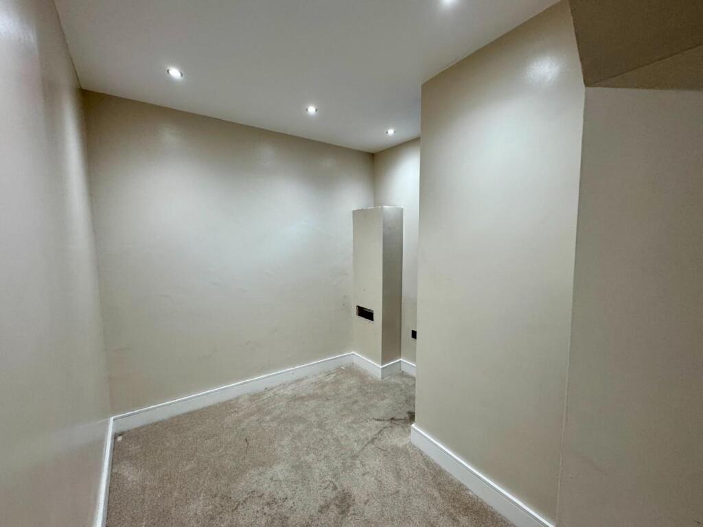 2 bed Terraced
