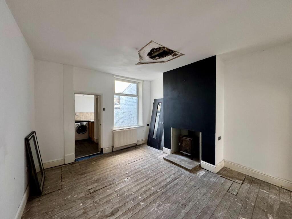 2 bed Terraced