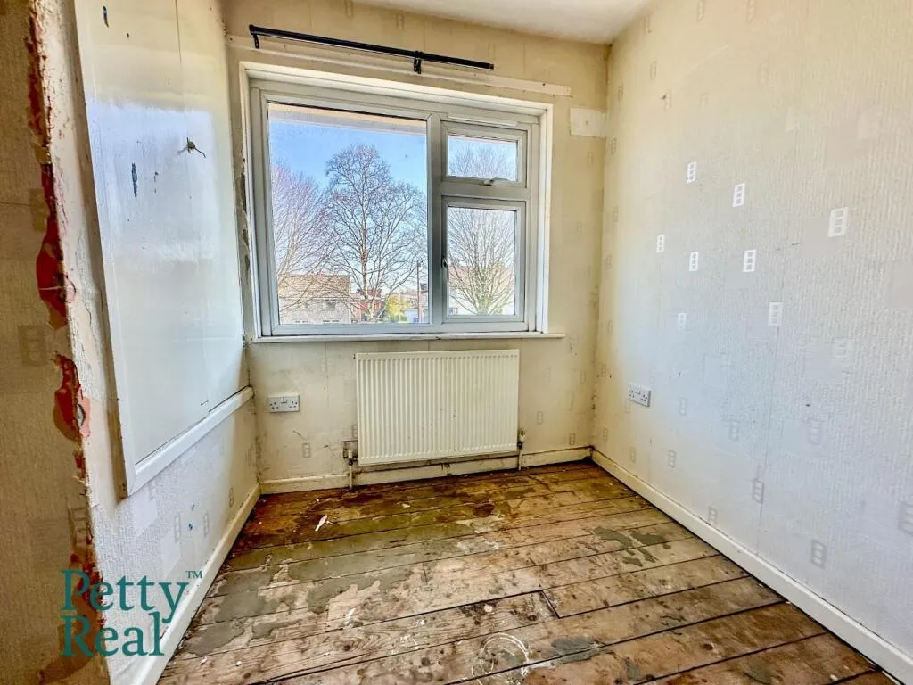 3 bed Semi-Detached