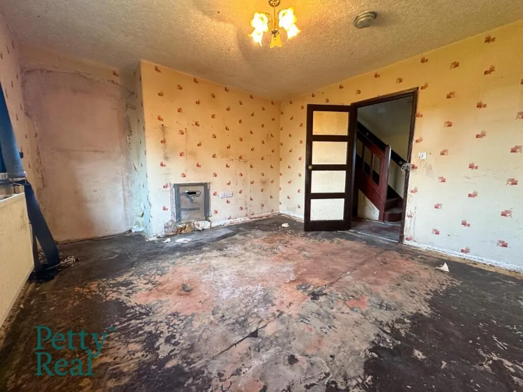 3 bed Semi-Detached