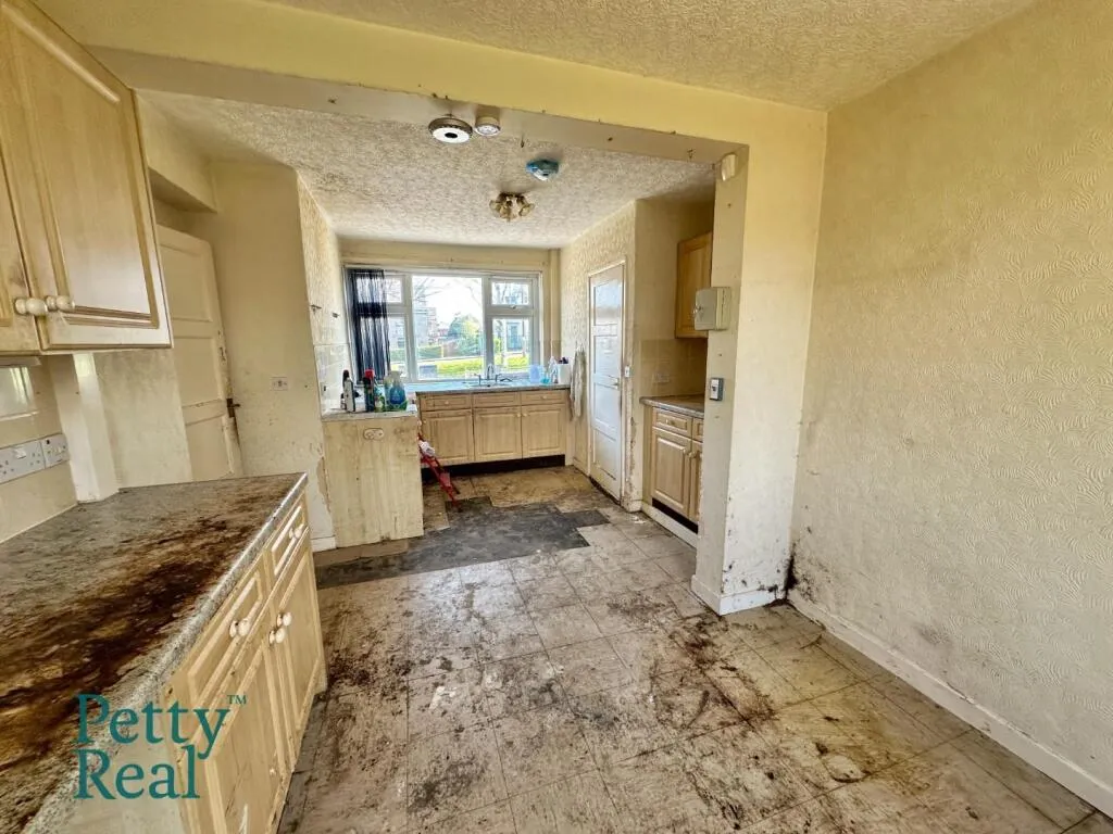 3 bed Semi-Detached