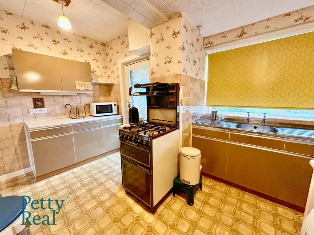 3 bed Semi-Detached