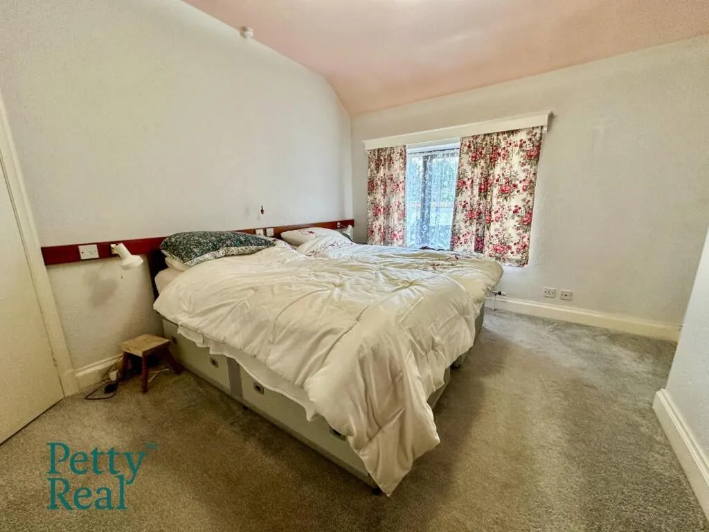 3 bed Semi-Detached