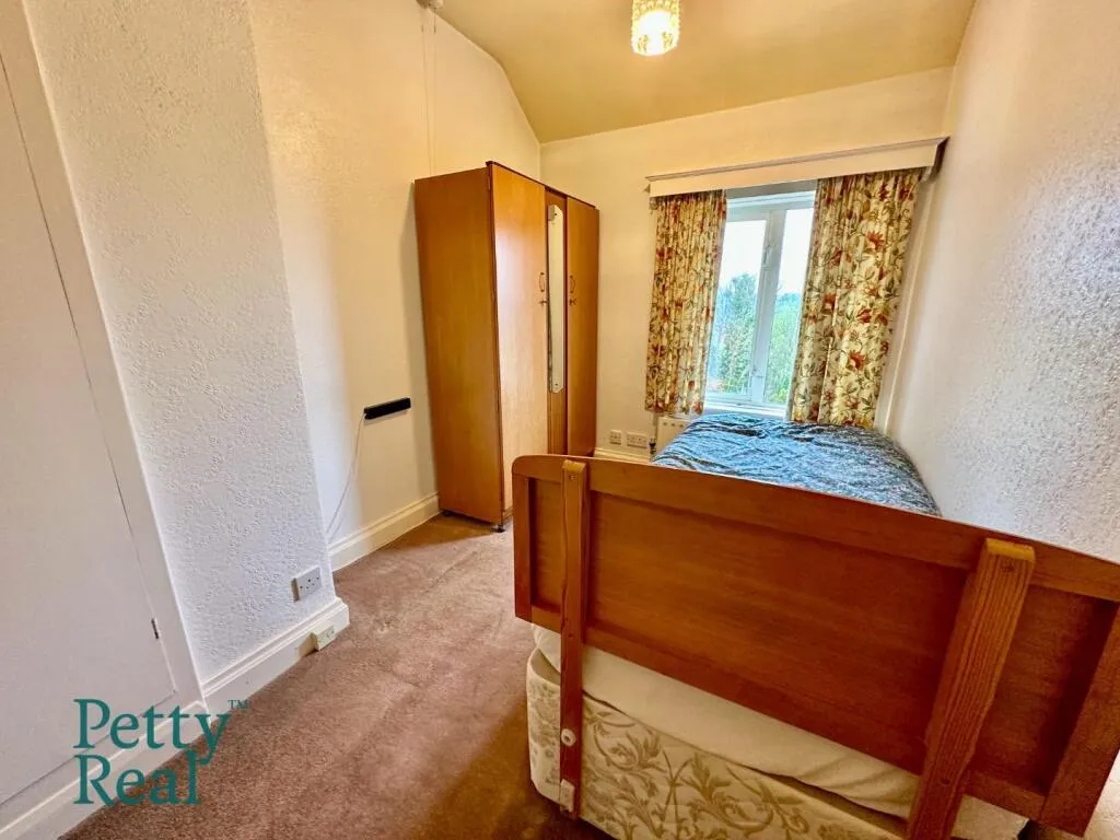 3 bed Semi-Detached