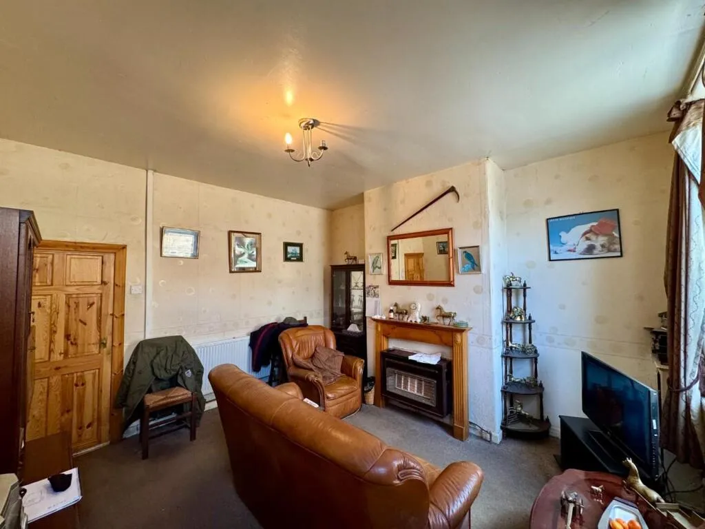 2 bed Terraced