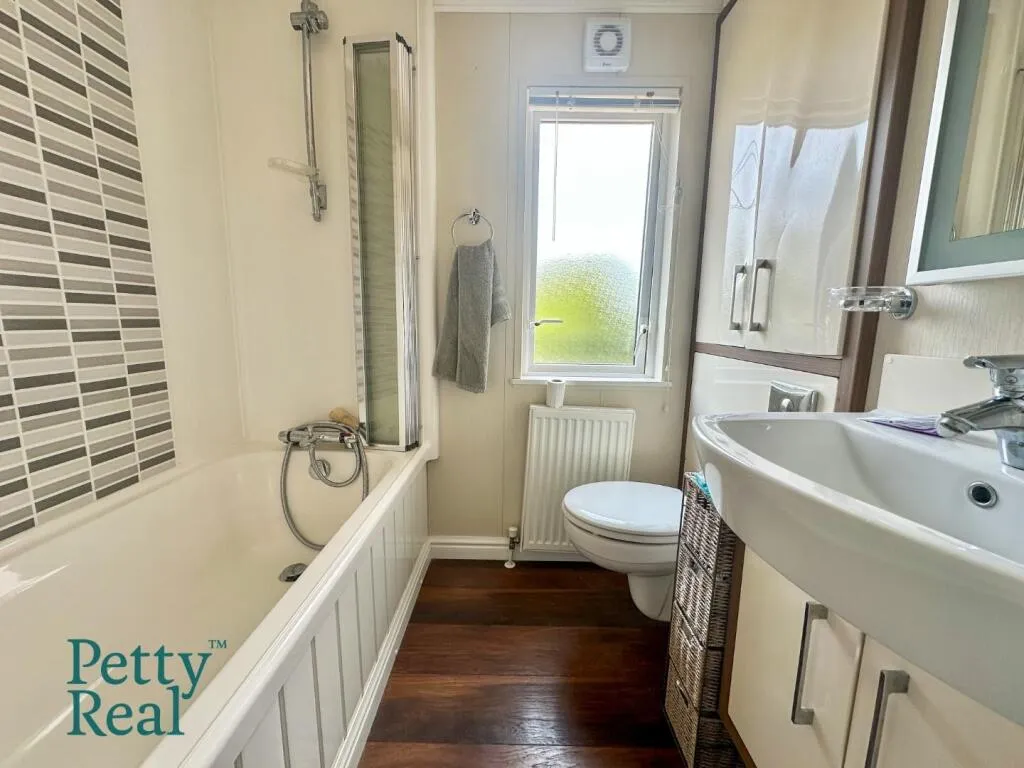 2 bed Lodge