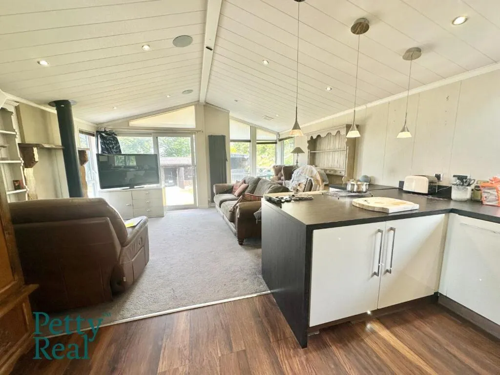 2 bed Lodge