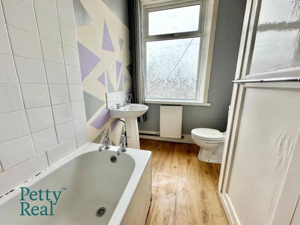 3 bed Terraced