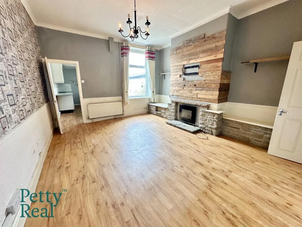 3 bed Terraced