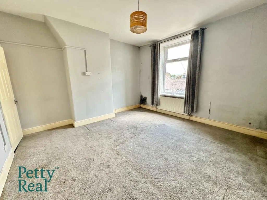 3 bed Terraced