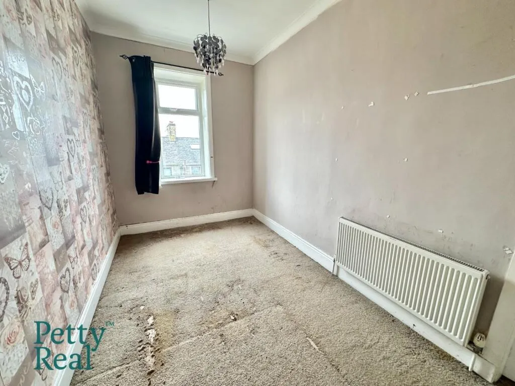 3 bed Terraced