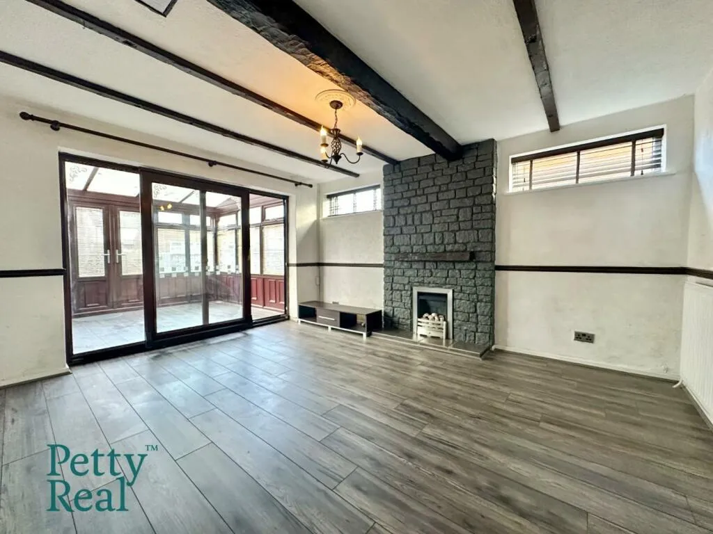 2 bed Terraced