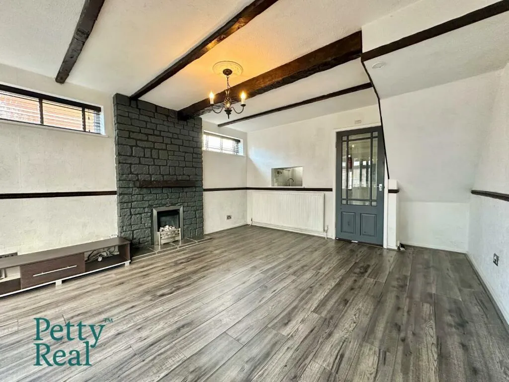 2 bed Terraced