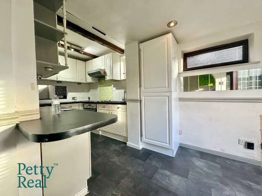 2 bed Terraced