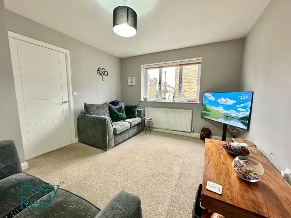 3 bed Terraced