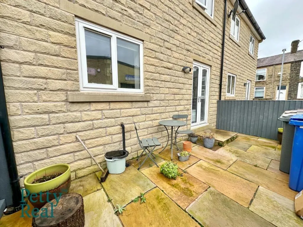 3 bed Terraced