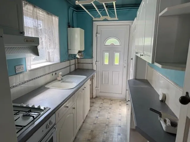28 Oakwood Crescent, Greenford, Middlesex