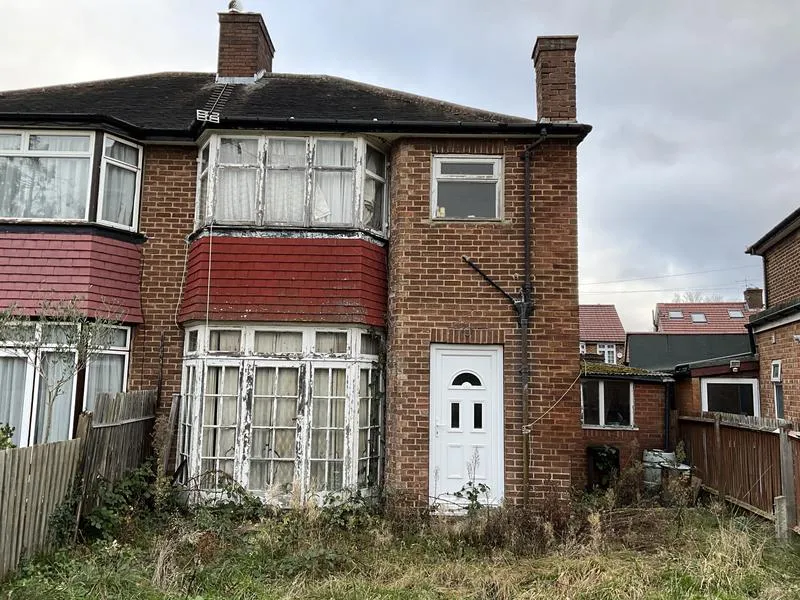 28 Oakwood Crescent, Greenford, Middlesex
