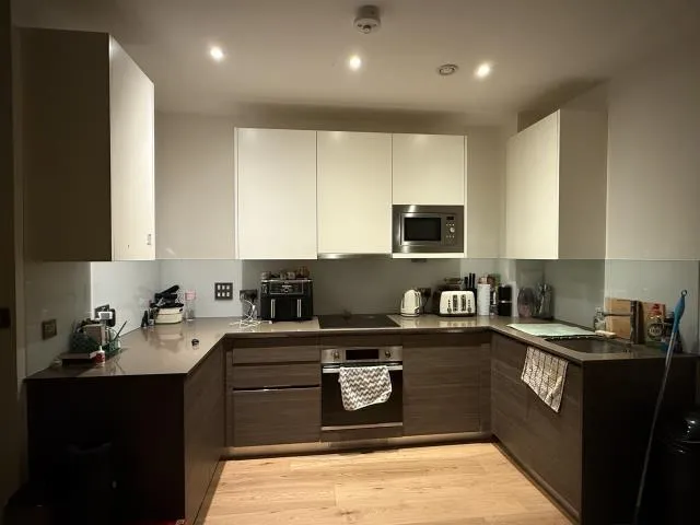Flat 25 Trinity Square, 29-53 Staines Road, Hounslow, Middlesex