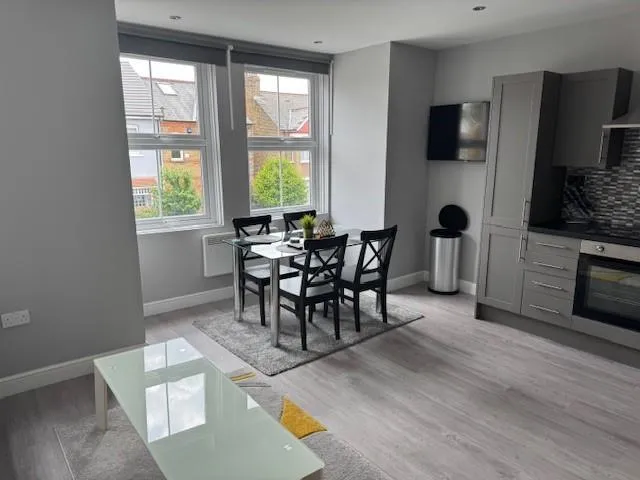 26 Regina Road, Ealing, London