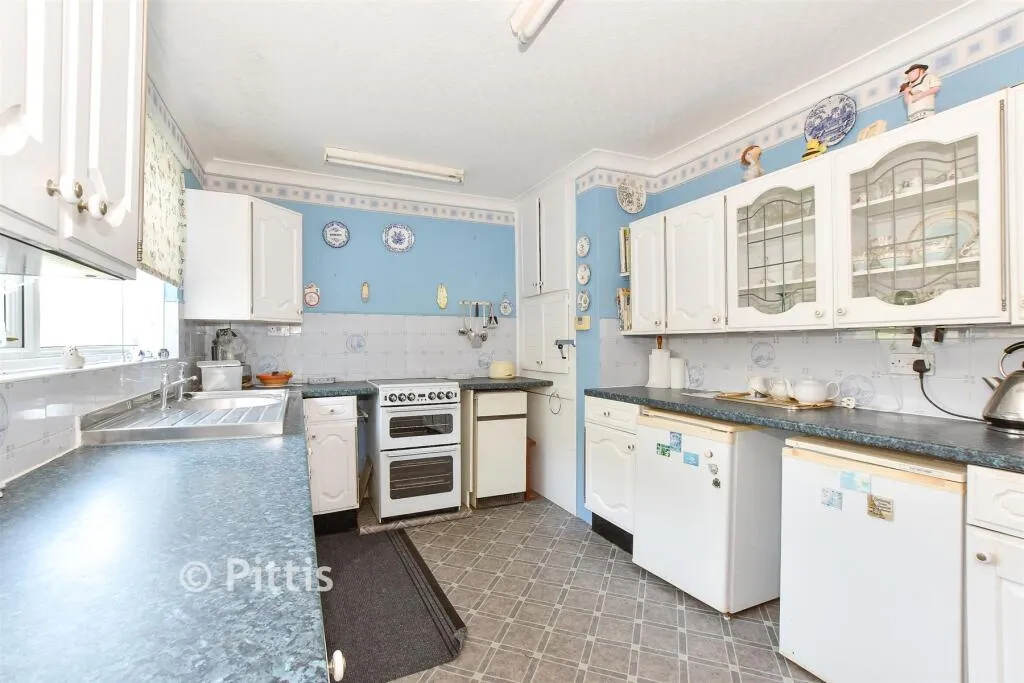 3 bed Detached Bungalow