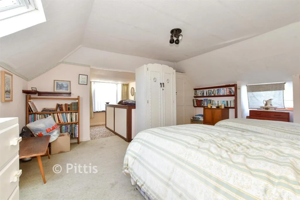 3 bed Detached Bungalow