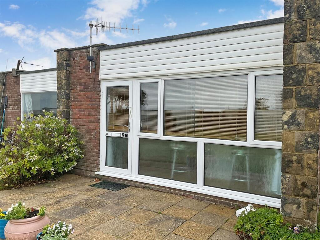 2 bed House