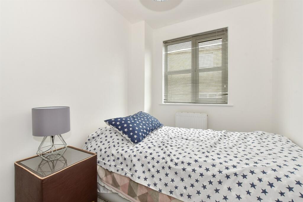 3 bed Town House
