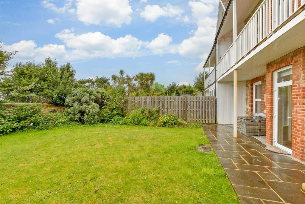 2 bed Apartment