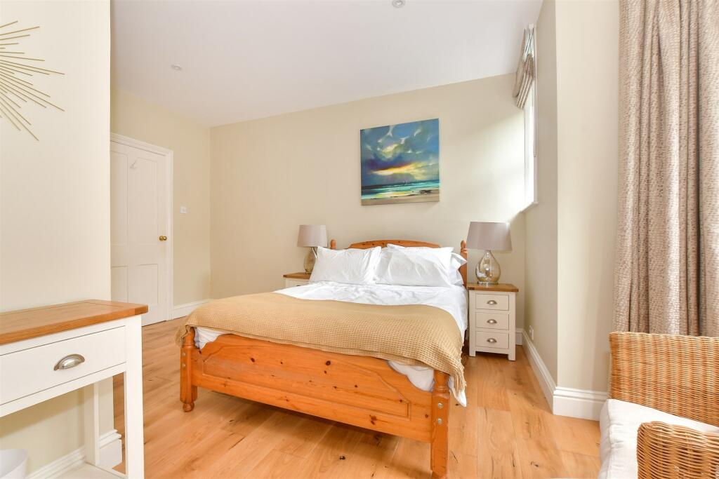 2 bed Apartment