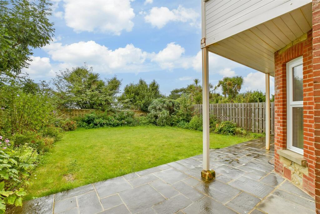 2 bed Apartment