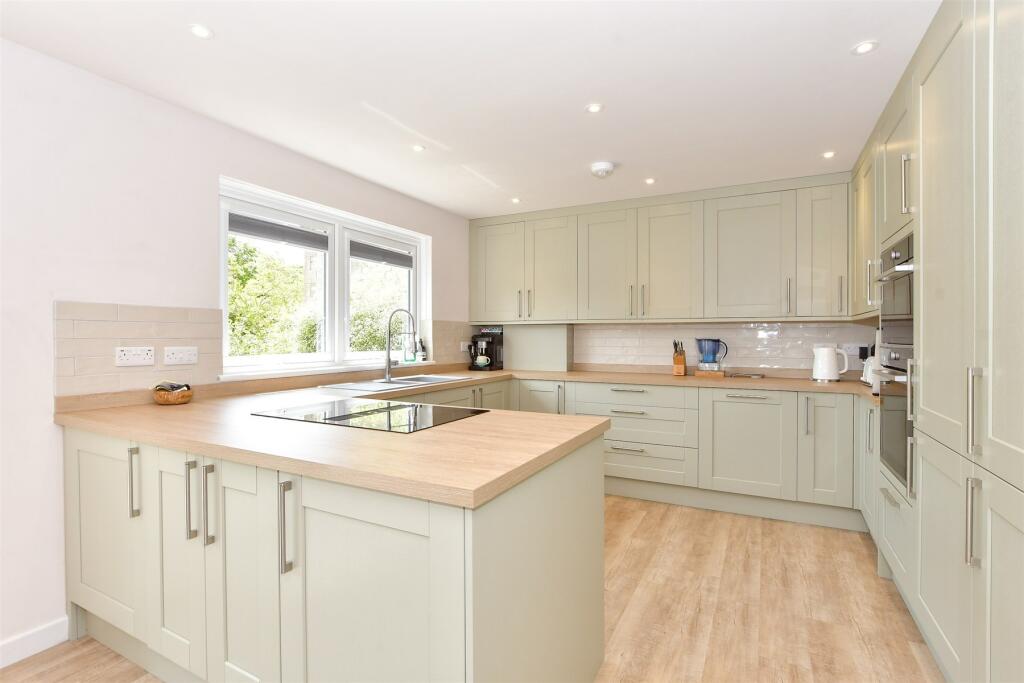 4 bed Chalet