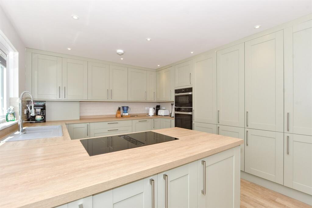 4 bed Chalet