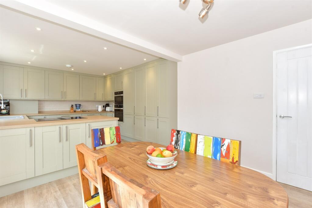 4 bed Chalet
