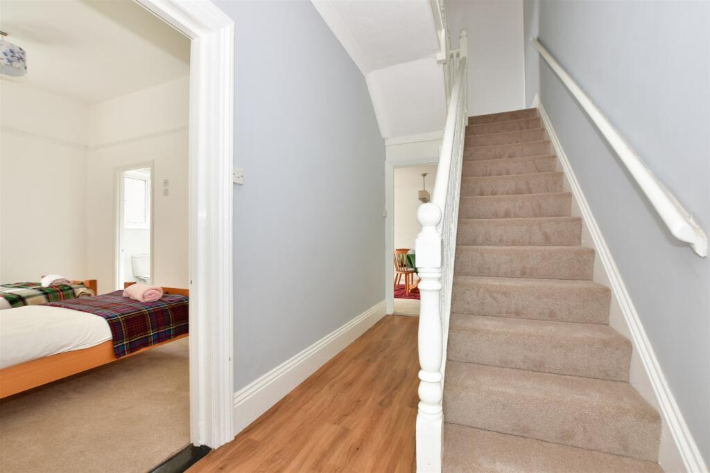 4 bed Semi-Detached