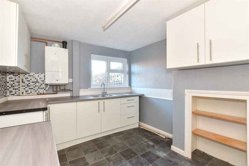 2 bed Terraced
