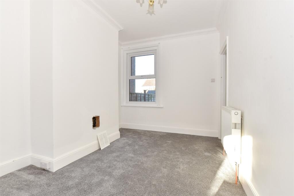 2 bed Terraced