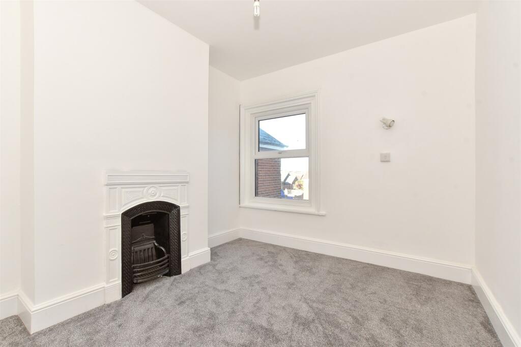 2 bed Terraced