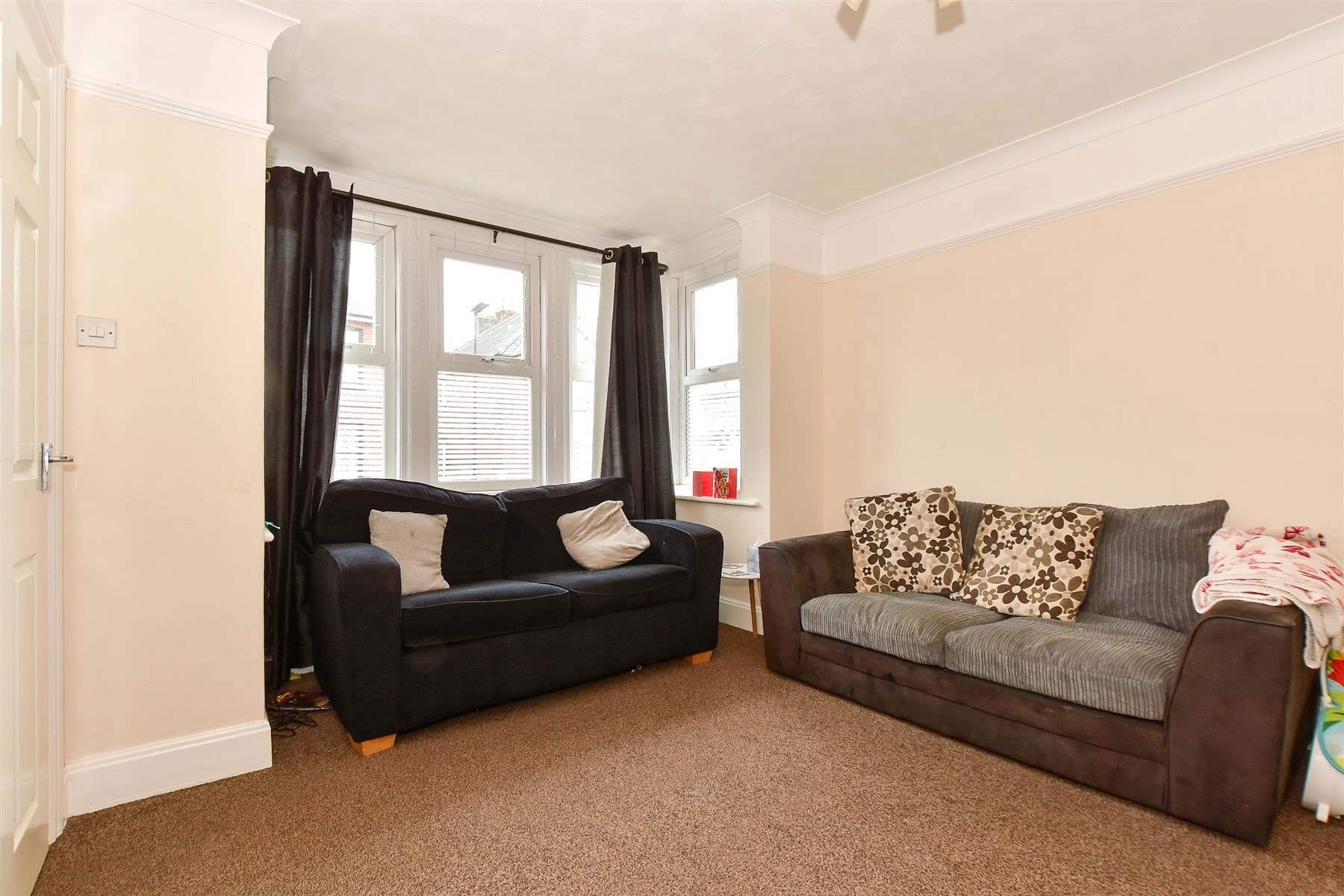 3 bed Semi-Detached