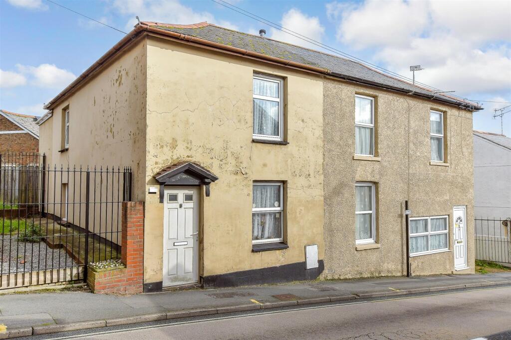2 bed Semi-Detached