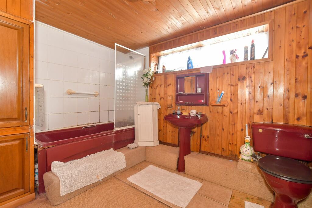 2 bed Semi-Detached