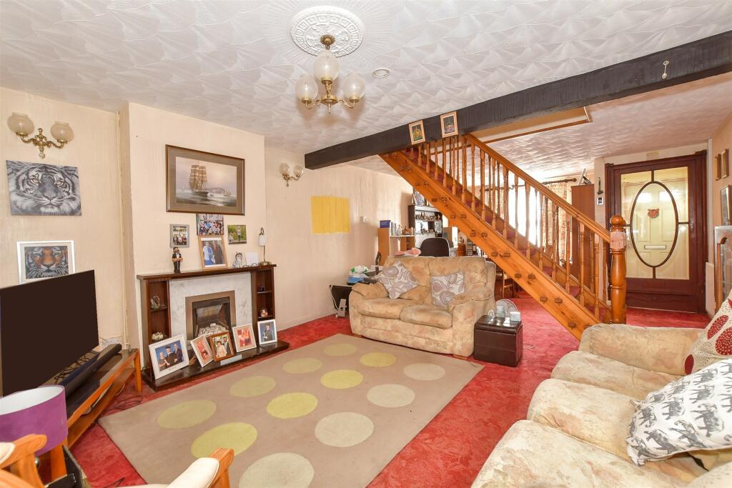 2 bed Semi-Detached