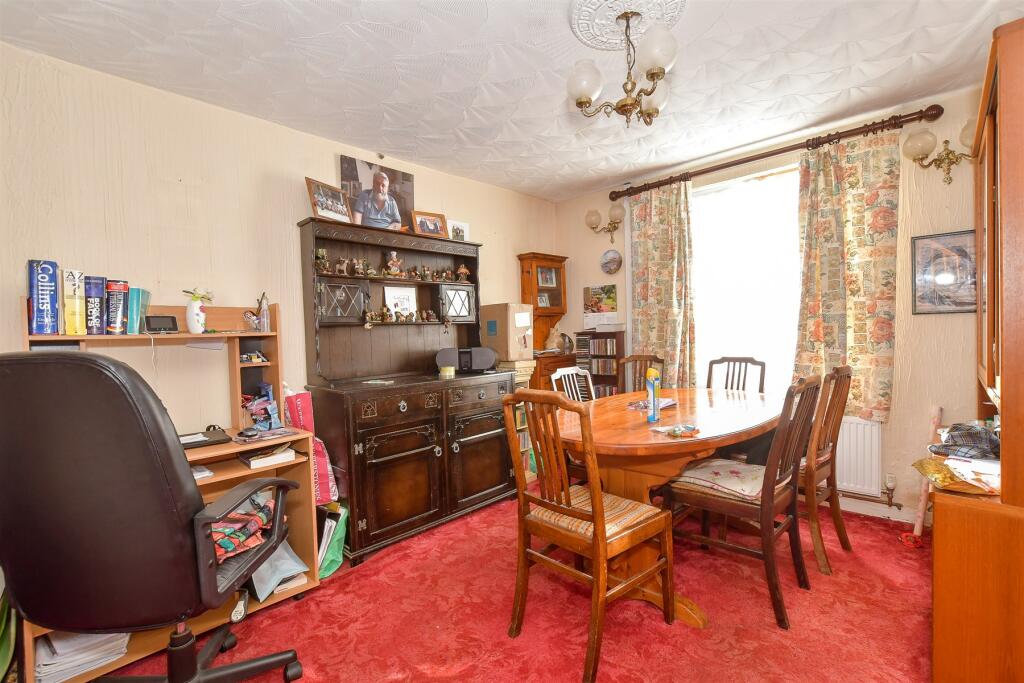 2 bed Semi-Detached