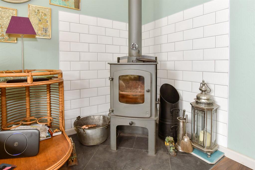 2 bed Bungalow