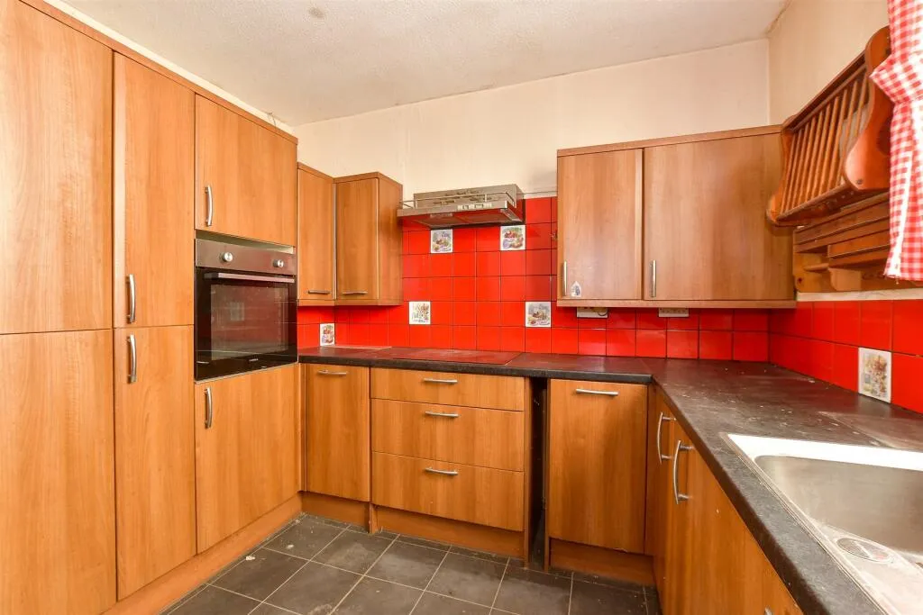 2 bed Detached Bungalow