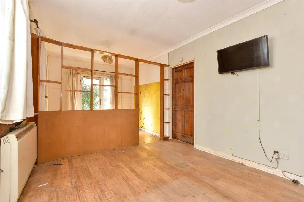 2 bed Detached Bungalow