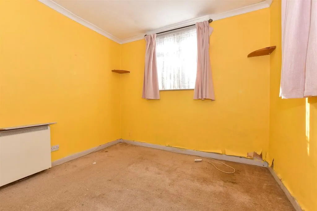 2 bed Detached Bungalow
