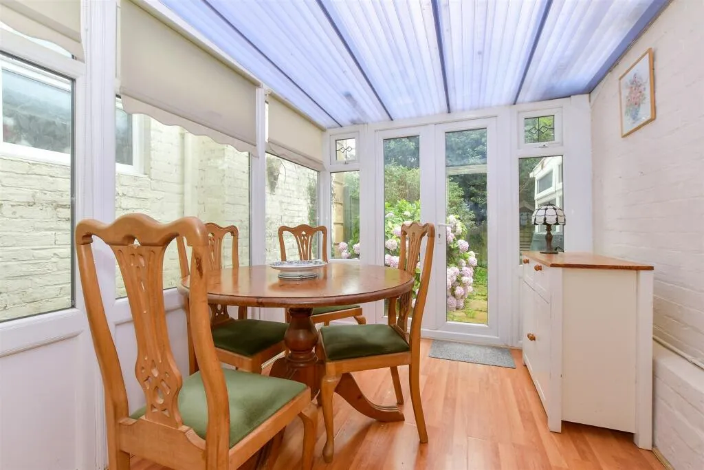2 bed Semi-Detached