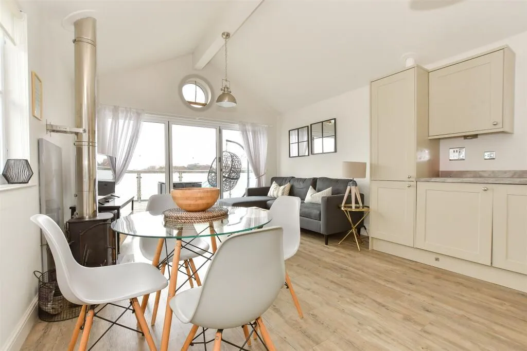 2 bed Park Home